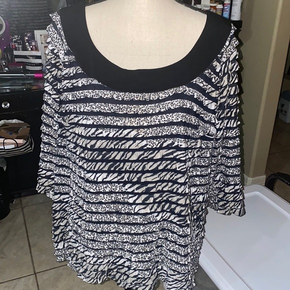 I.N STUDIO Women Blouse - Picture 1 of 6